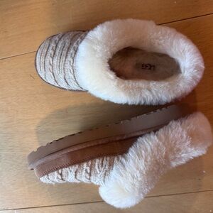 UGG Beige and White Slippers
